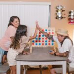 Featured image for Top 5 Behaviors Of Forum Social Media Girls Explained