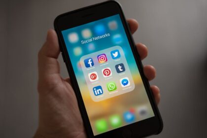 Featured image for How To Look Up Social Media By Phone Number Accurately